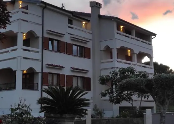 Apartament Niko *