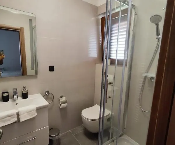 Apartament Niko *